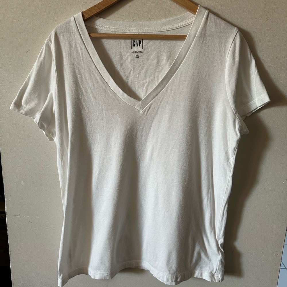 GAP White Fitted Short Sleeve Tee